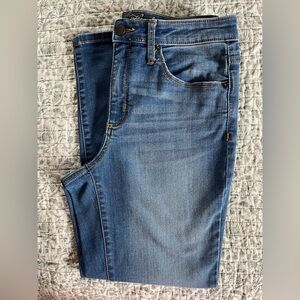 Universal Thread Women’s Cropped High Rise Denim Slim Jeans Size 8